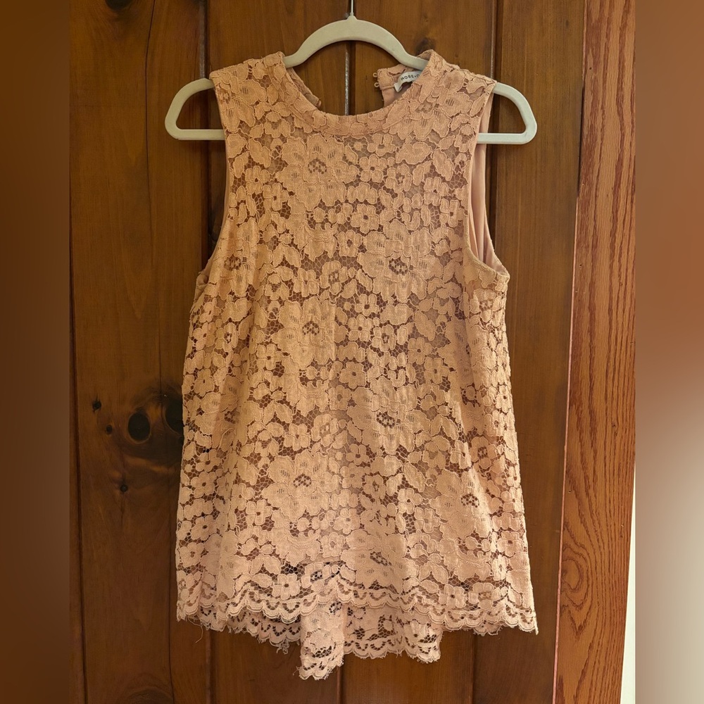 Rose & Olive Lace Sleeveless Blouse - dusty rose